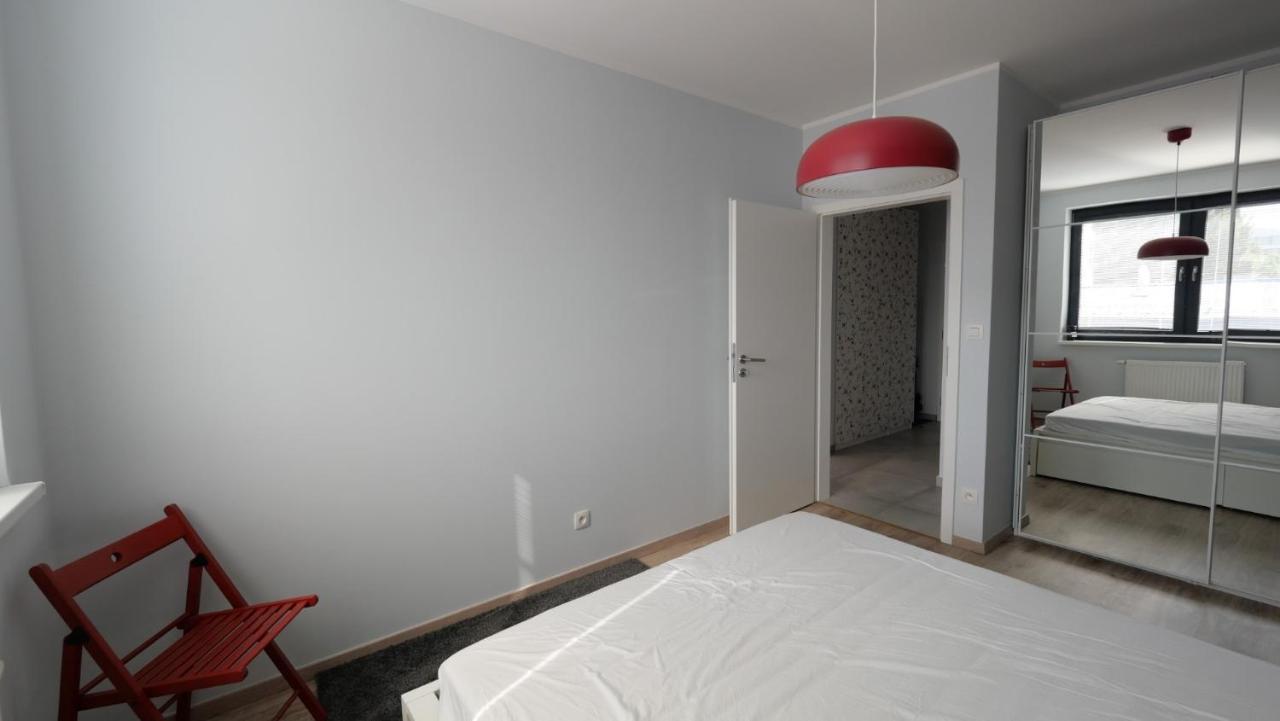 Air-Conditioned, 2 Room Apartment With Terrace Bratislava Eksteriør billede